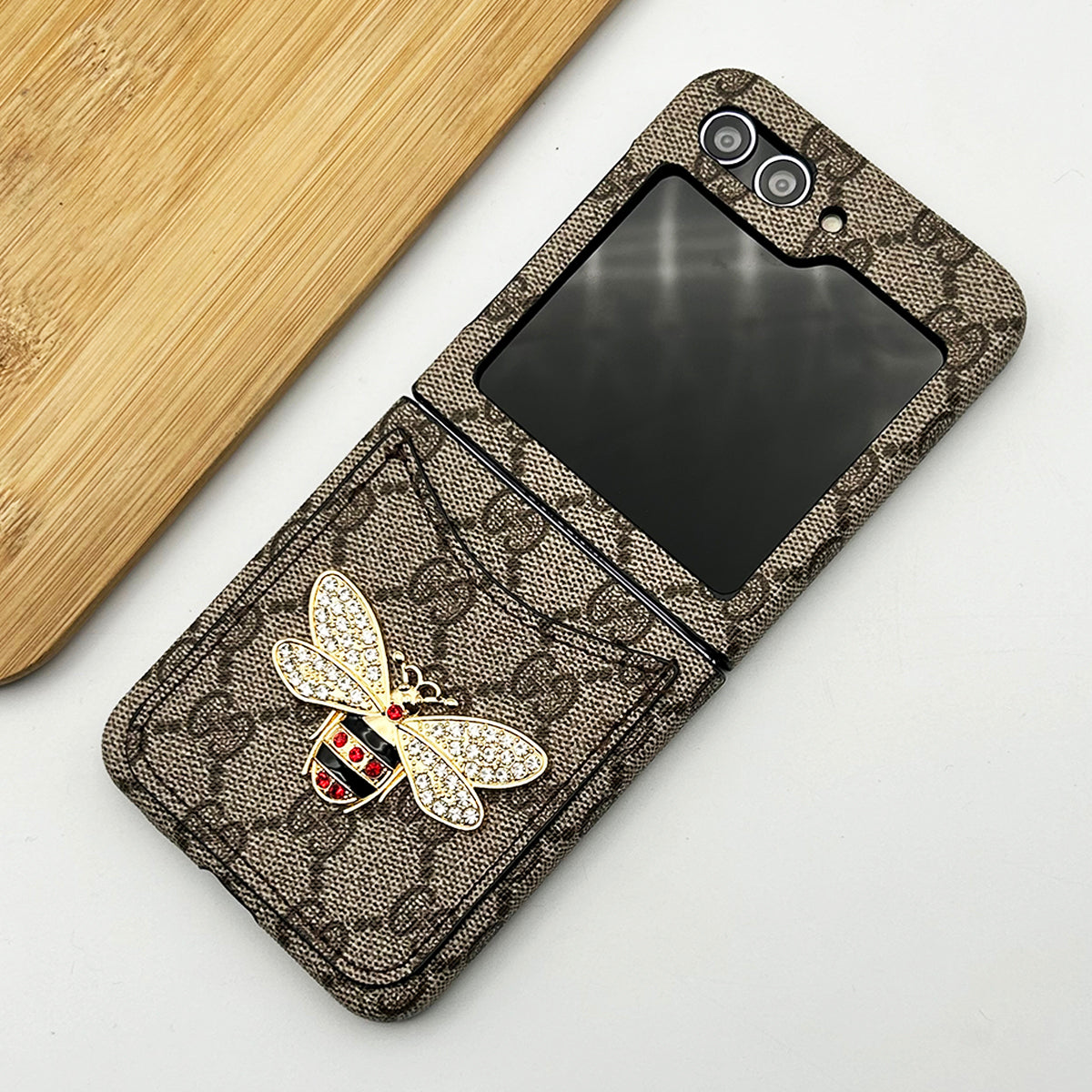 SlimWallet™ Flip Case – Minimalist Card Holder for Galaxy Z Flip