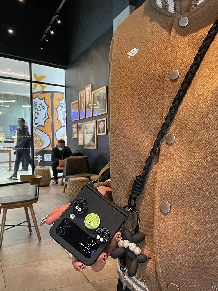 Luxury Case with Cross Strap for Samsung Galaxy Z Flip 5 - Odin case